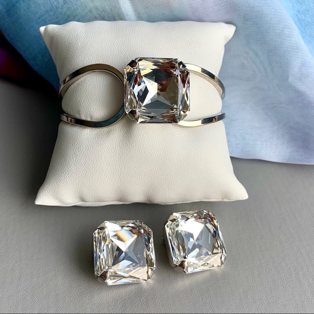 Vintage bling bracelet and earrings set